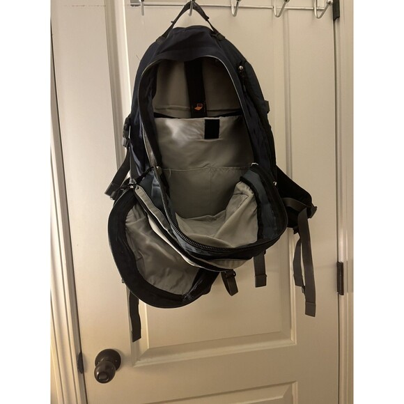 Eddie Bauer Laptop Backpack Multi Compartments Straps Zip Multi-Color - Picture 12 of 16